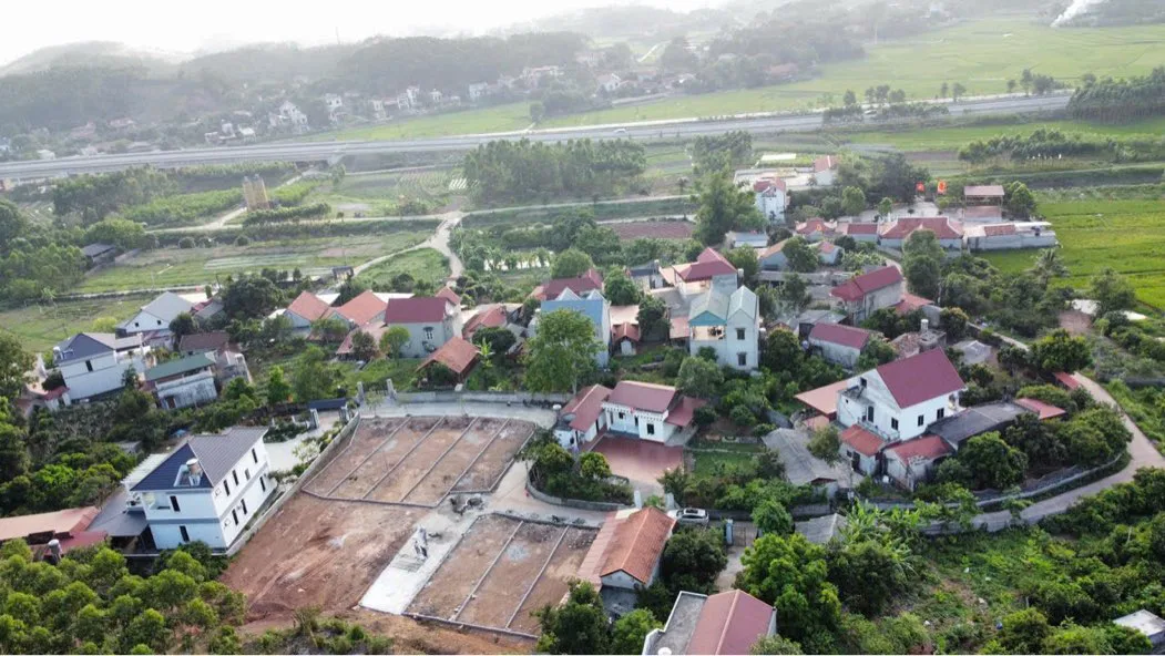 Ảnh ĐẤT FO GIÁ 4XX - SÁT KĐT HỒ HỐ CAO VÀ CAO TỐC